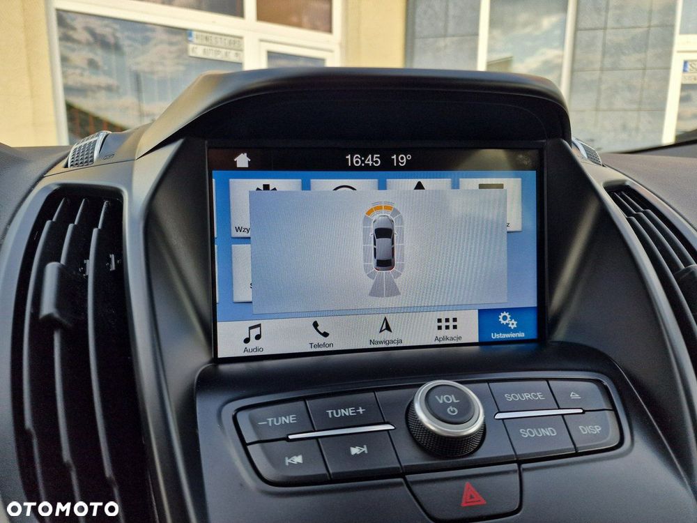 Ford Kuga 1.5 EcoBoost 2x4 Titanium - 36