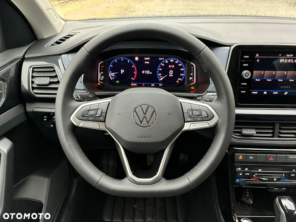 Volkswagen T-Cross - 13