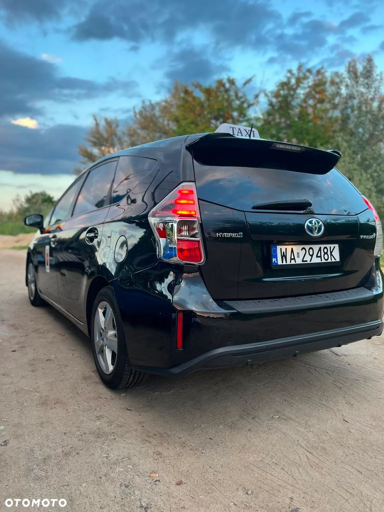 Toyota Prius+ - 17