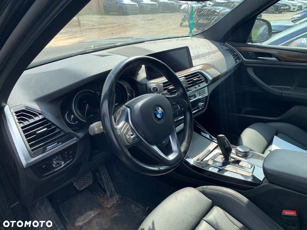 BMW X3 xDrive30i GPF Luxury Line sport - 9