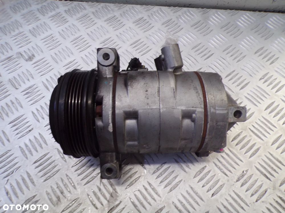 KOMPRESOR POMPA KLIMATYZACJI NISSAN NAVARA 2.3 D 92600 4JA1A - 4