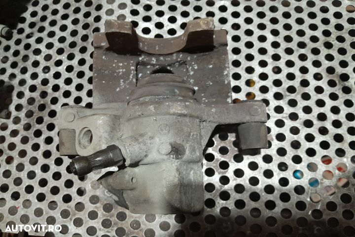 Etrier spate stanga Ford Focus 2 [2004 - 2008] wagon 5-usi 1.6 TDCi M - 4
