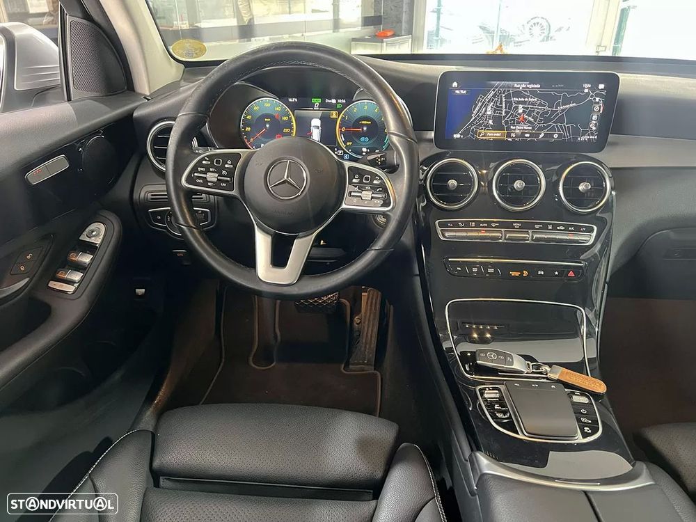 Mercedes-Benz GLC 300 de 4Matic 9G-TRONIC - 9