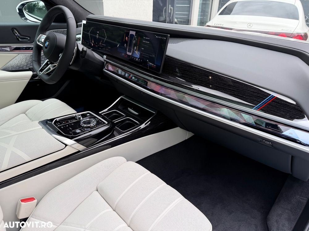 BMW Seria 7 - 17