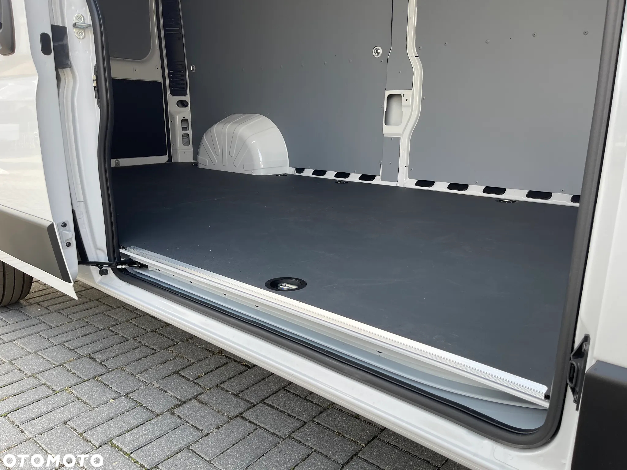 Toyota PROACE MAX - 12