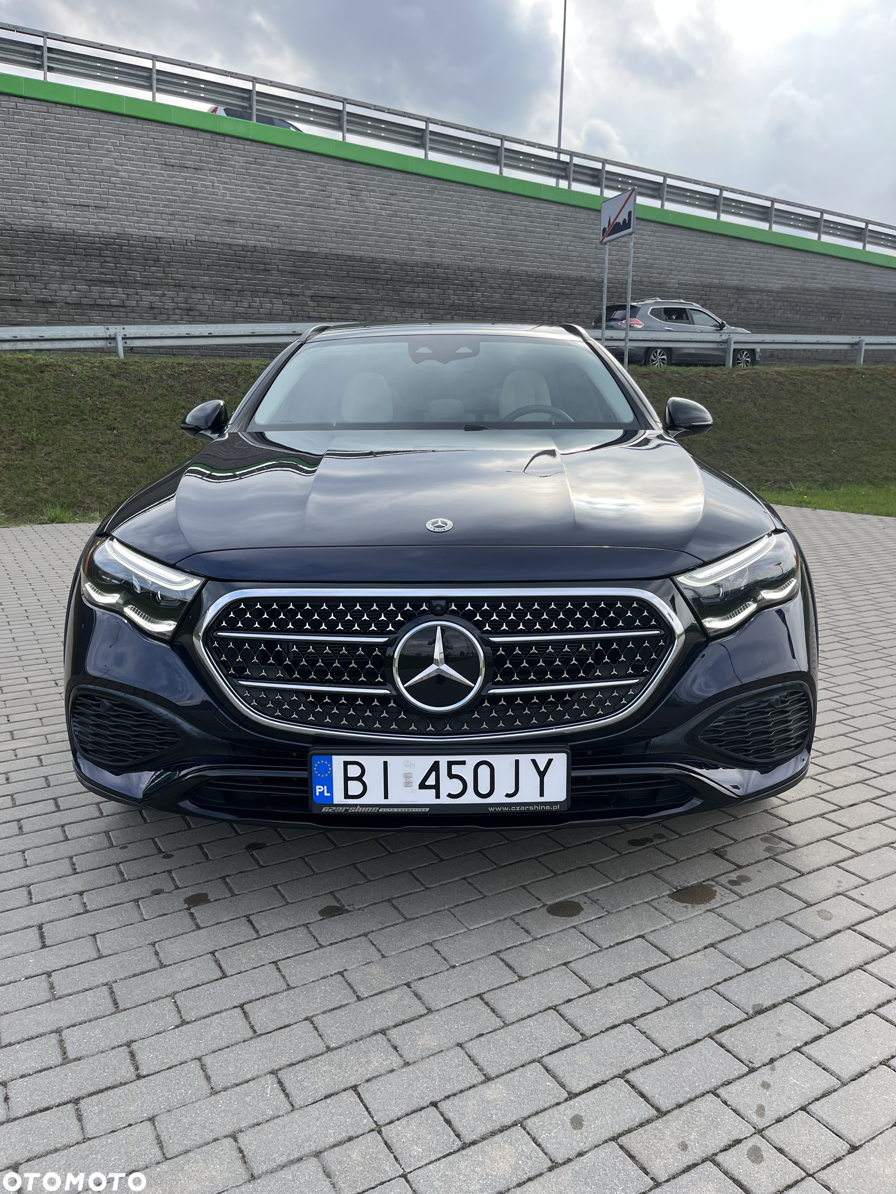 Mercedes-Benz Klasa E 450 mHEV 4-Matic AMG 9G-Tronic - 3