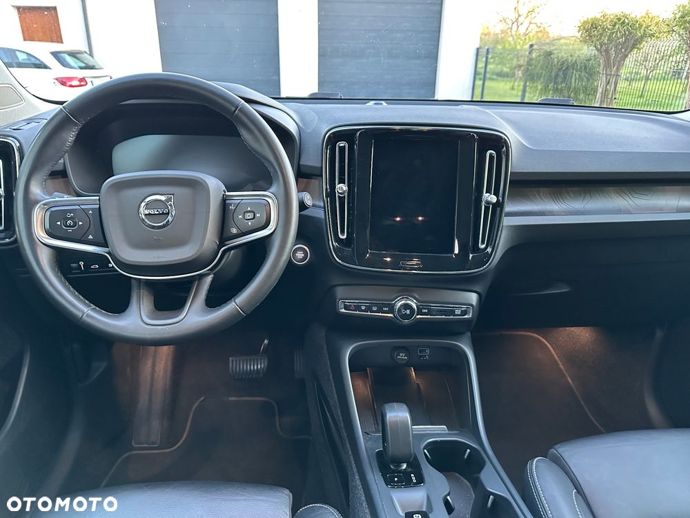 Volvo XC 40 - 15
