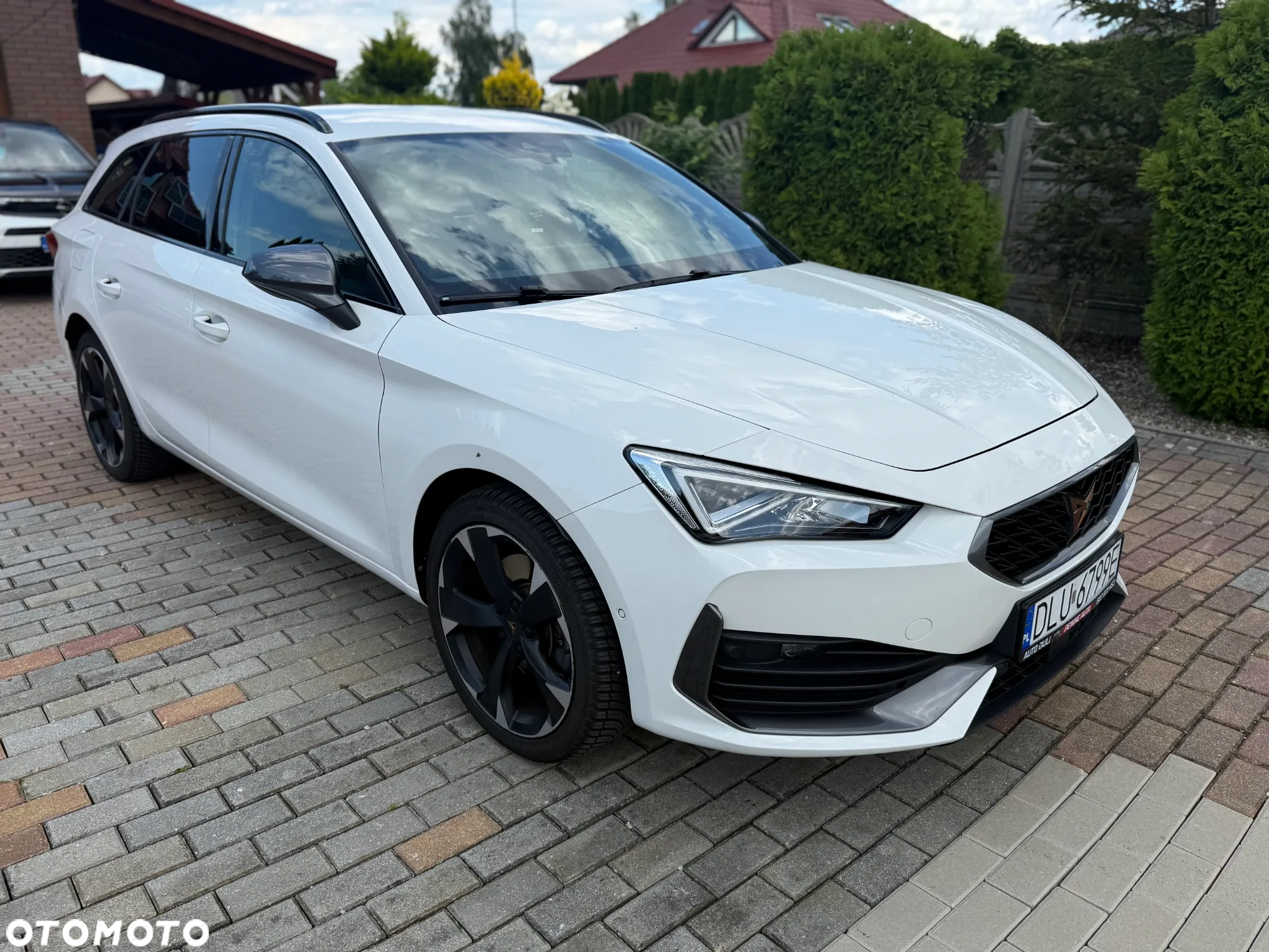 Cupra Leon 1.5 e-Hybrid PHEV DSG - 4