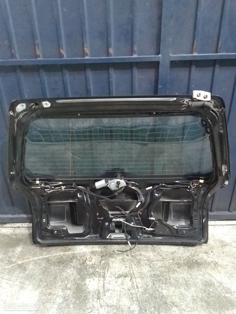 Tampa Da Mala Audi A4 (8E2, B6) - 2