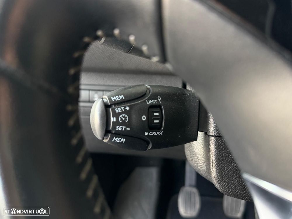 Peugeot 308 1.5 BlueHDi Style - 11