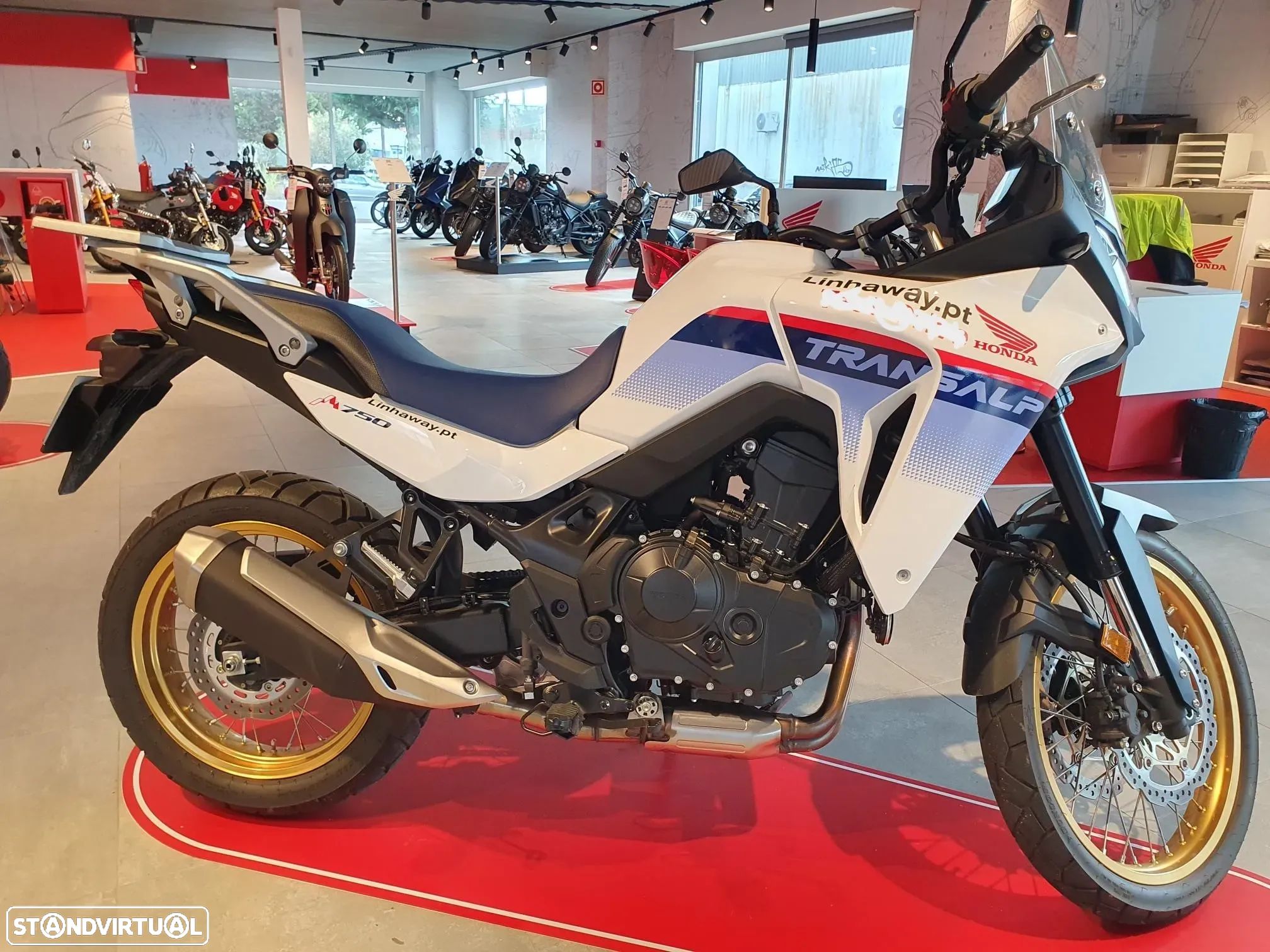 Honda XL 750 TRANSALP 0 KMS POR MATRICULAR 2025 - 1
