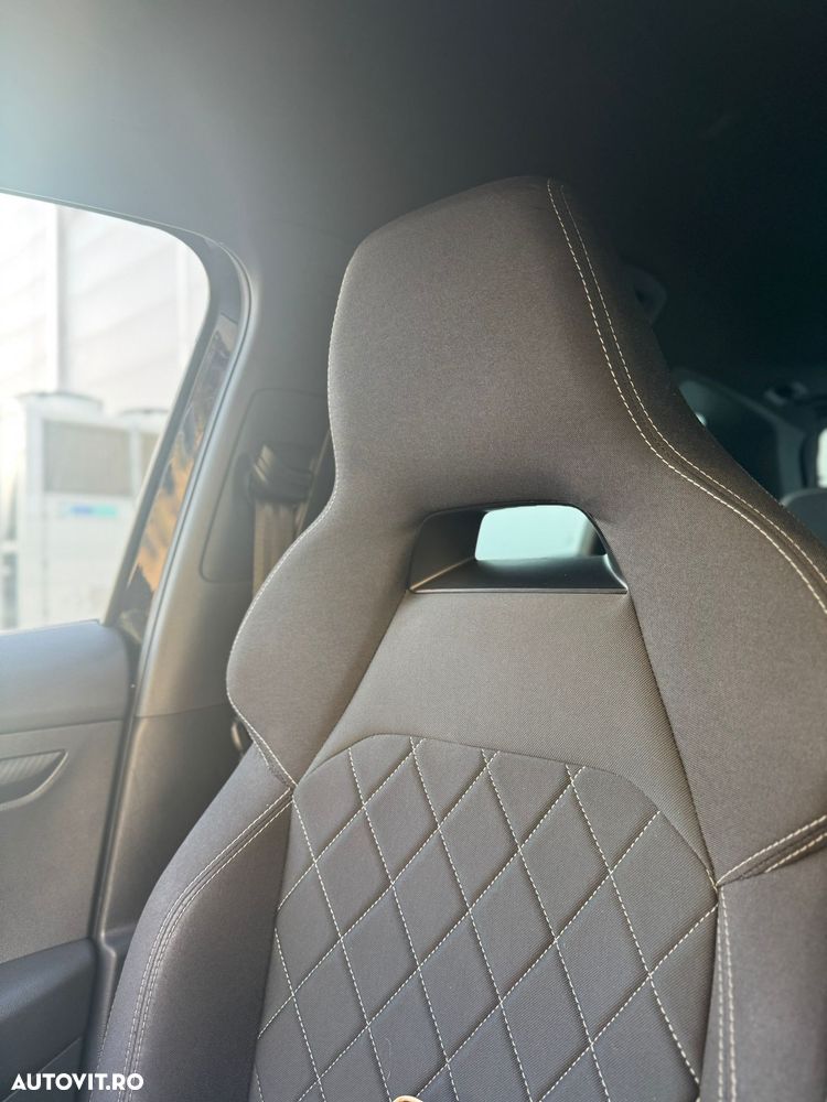 Skoda Karoq 2.0 TDI SCR 4x4 DSG Sportline - 19