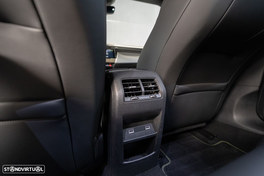 Peugeot 308 SW 1.6 Hybrid GT Pack e-EAT8 - 25