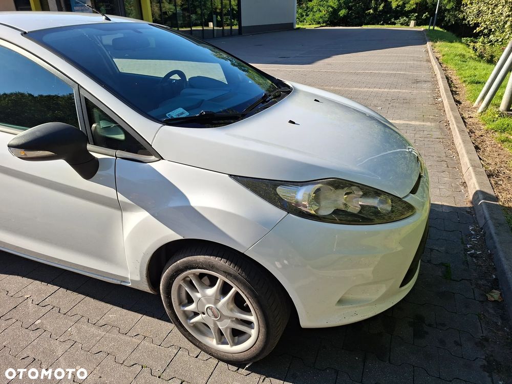Ford Fiesta 1.25 Ambiente - 5