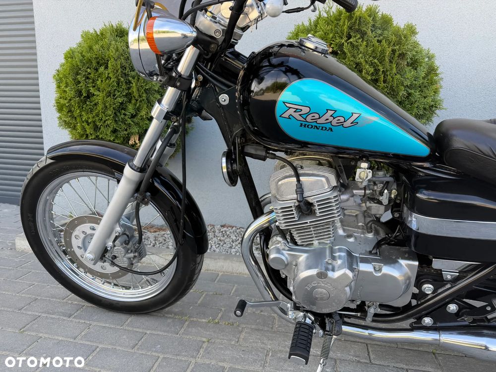 Honda CA - 40