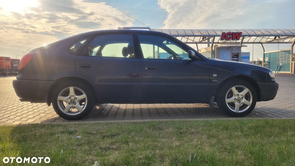 Toyota Corolla 1.4 VVT-i Base - 4