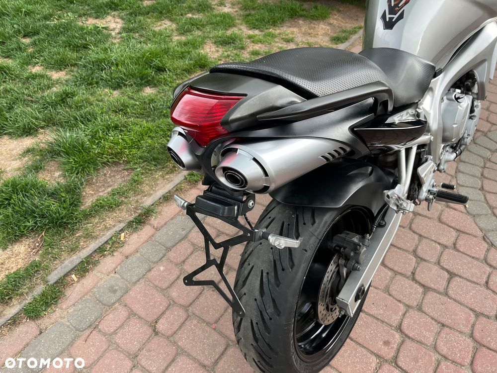 Yamaha FZ6 - 18