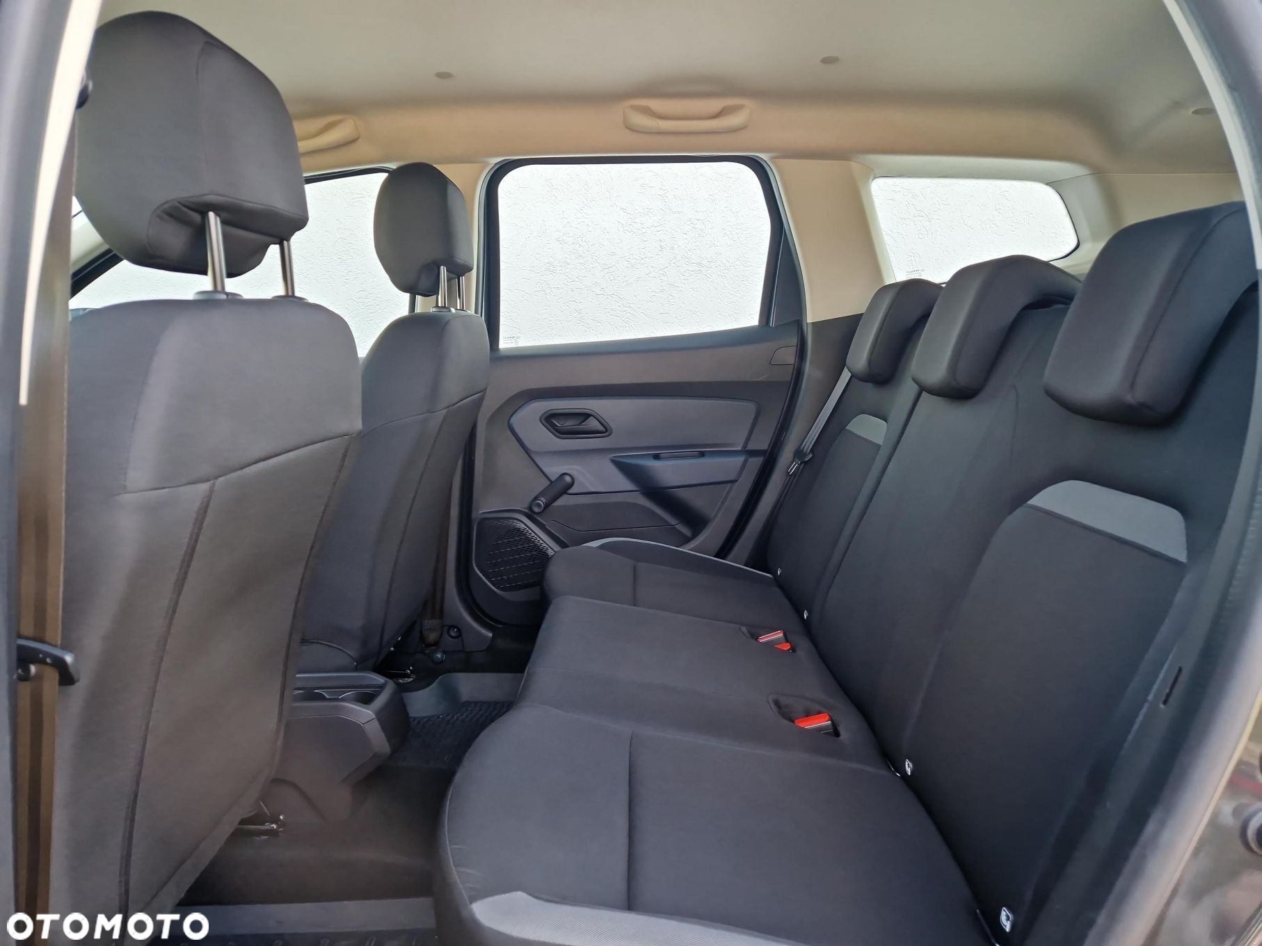 Dacia Duster 1.0 TCe Essential - 16
