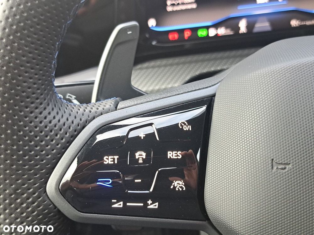 Volkswagen Golf 2.0 TSI 4Motion R DSG - 26