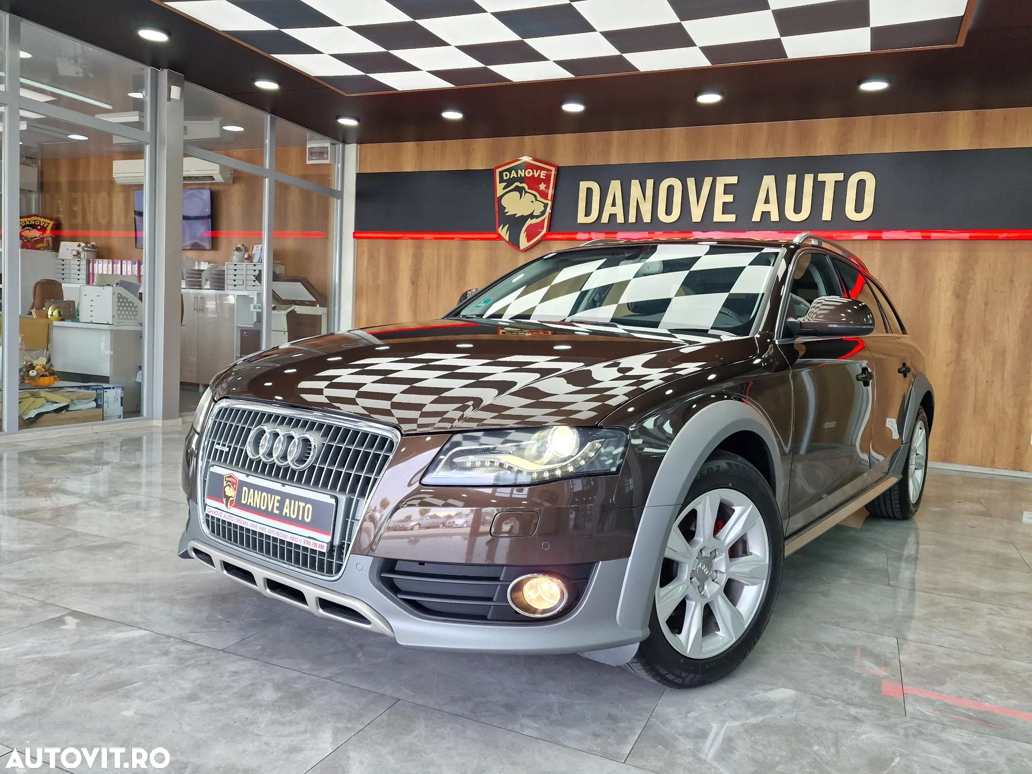 Audi A4 Allroad 2.0 TDI Quattro - 1