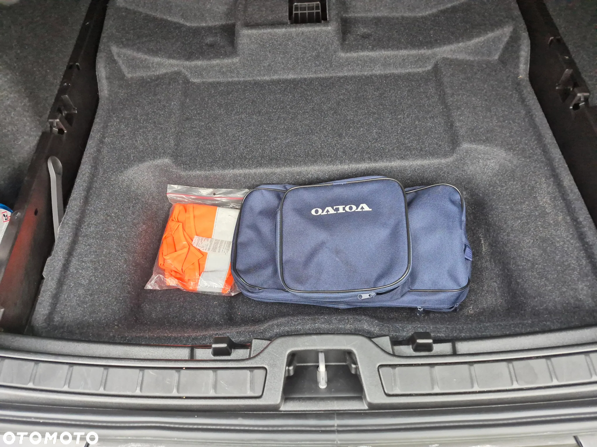 Volvo XC 40 - 29