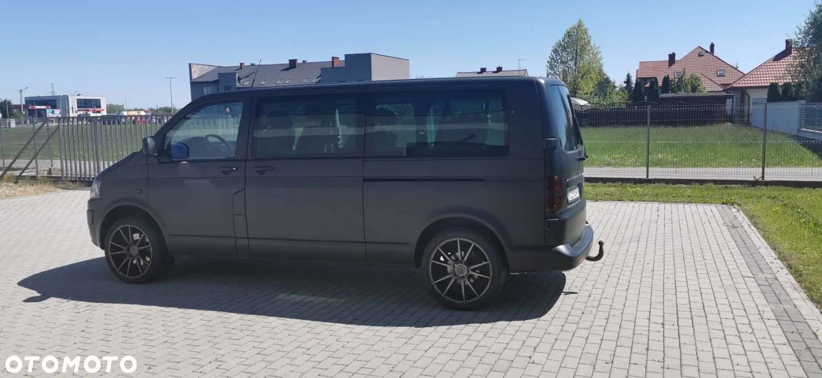Volkswagen Caravelle - 11