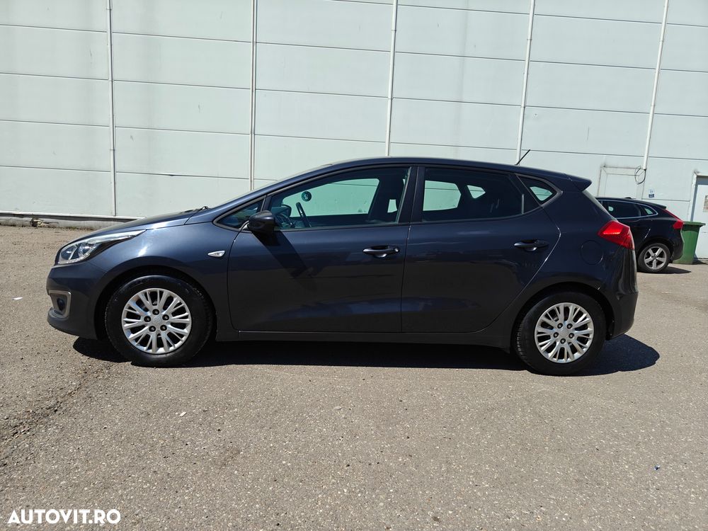 Kia Ceed - 4