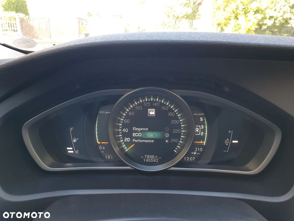 Volvo V40 Cross Country D2 Summum - 30