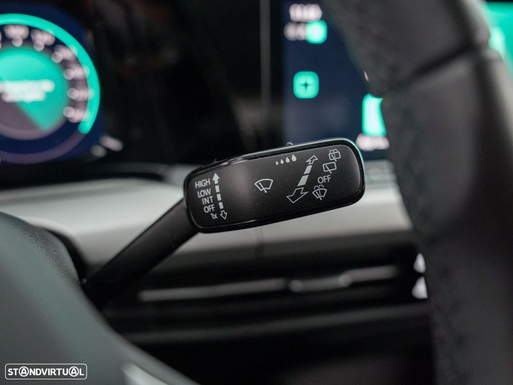 VW Golf 2.0 TDI Life DSG - 20