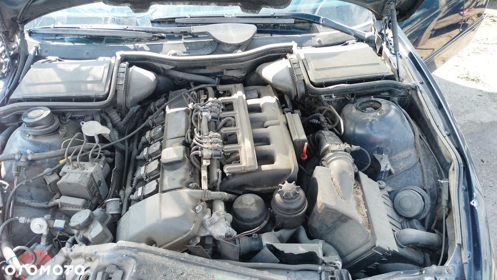tylko części BMW E39 520i FL 2.2 m54b22 226S1 170KM 125kW 00r-03r kombi touring lakier 263/5 - 10