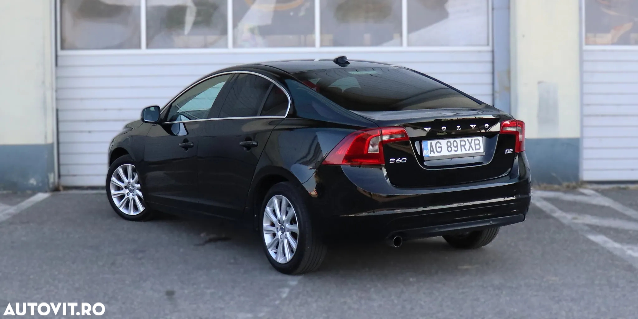 Volvo S60 D2 Geartronic Momentum - 2