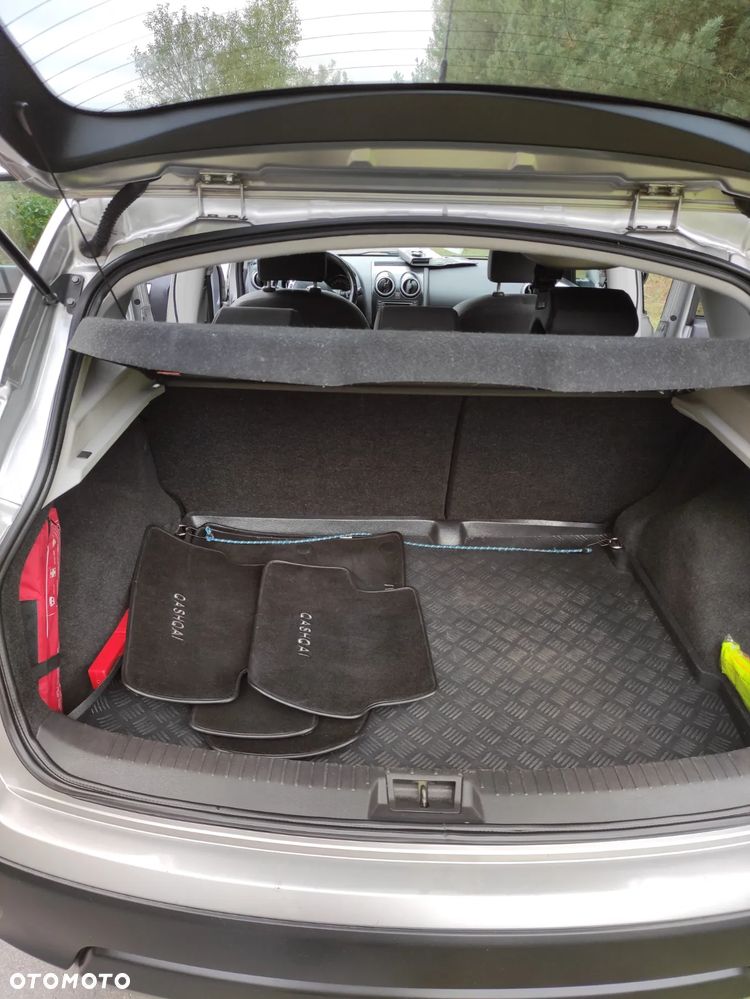 Nissan Qashqai - 11