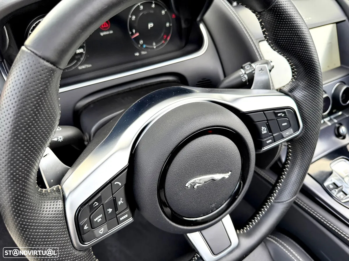 Jaguar F-Type 2.0 i4 R-Dynamic Black - 11