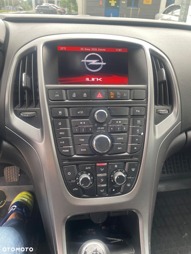 Opel Astra 1.4 T EU6 - 16