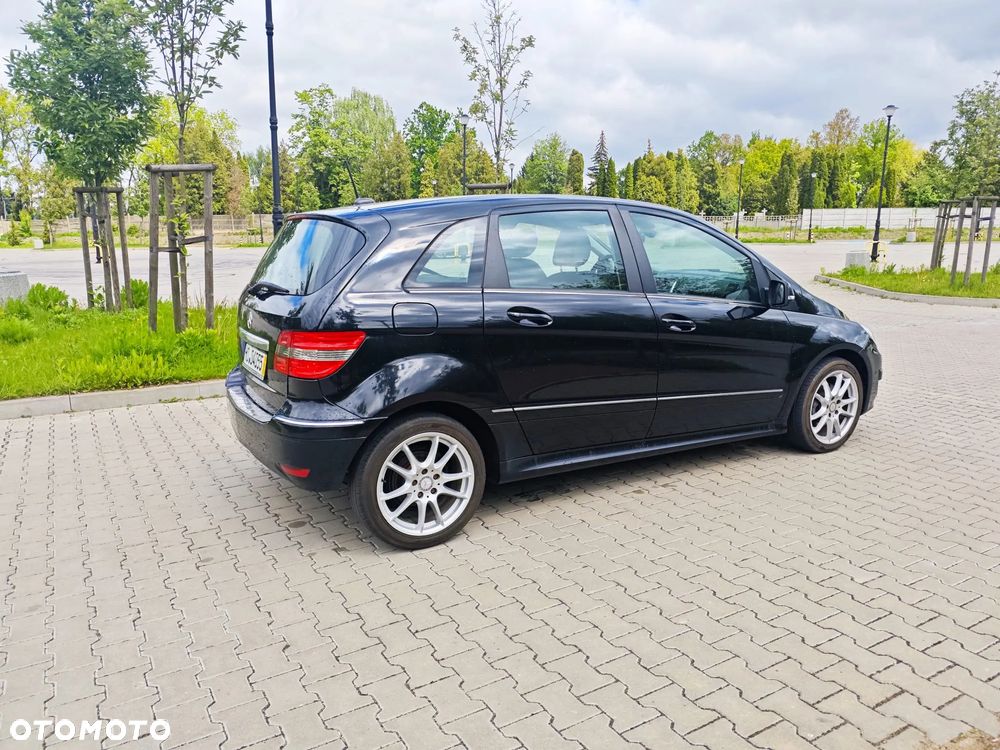 Mercedes-Benz Klasa B 200 CDI Special Edition - 8