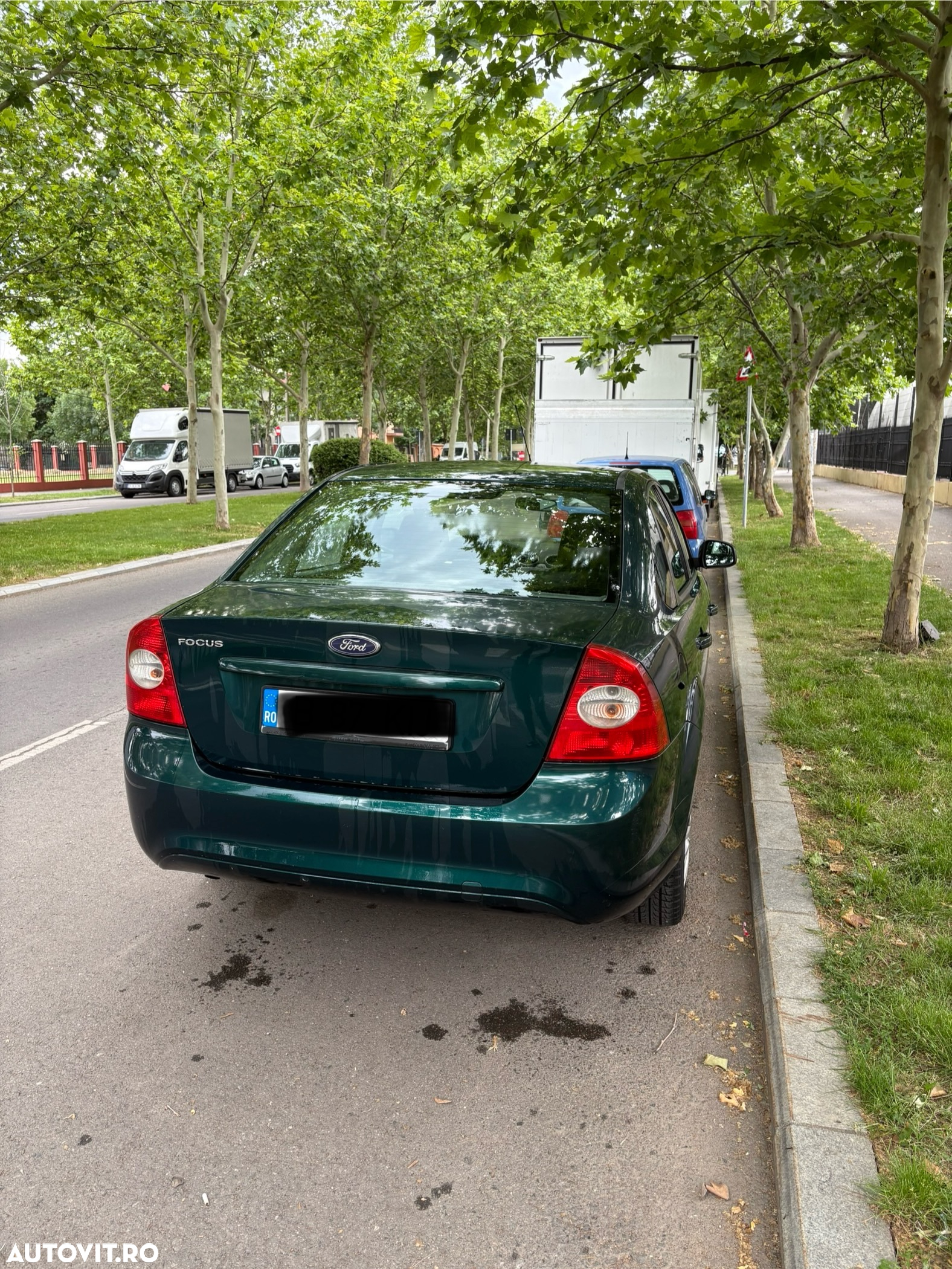 Ford Focus 1.6i Ambiente - 3