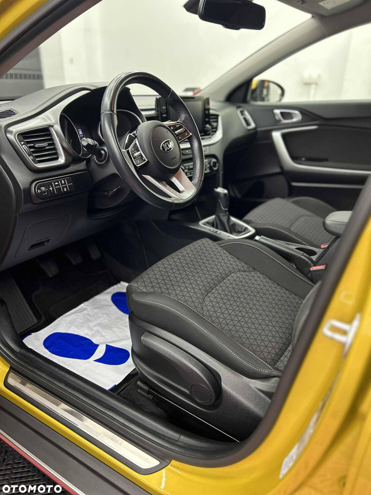 Kia XCeed - 9