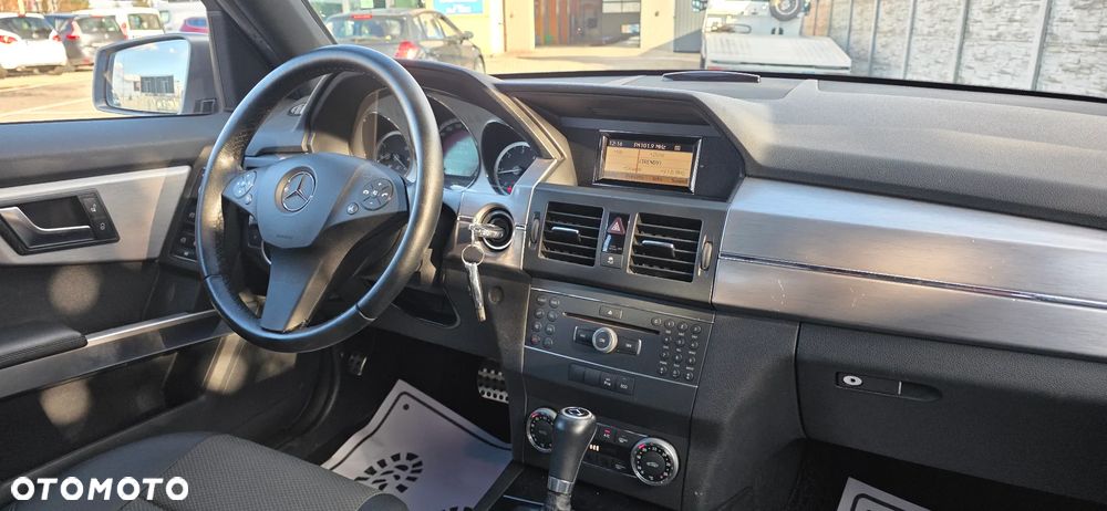 Mercedes-Benz GLK - 15