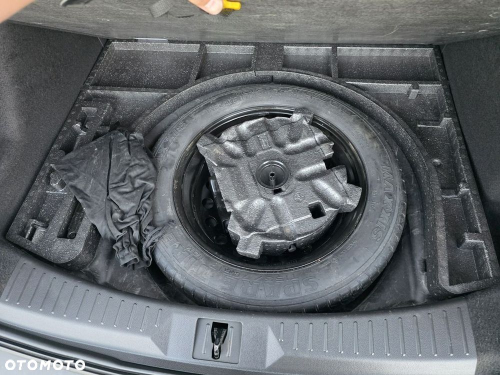 Ford Kuga - 23