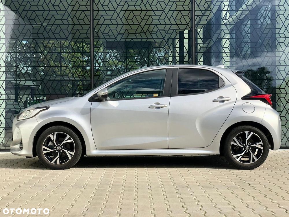 Toyota Yaris Hybrid 1.5 Style - 3