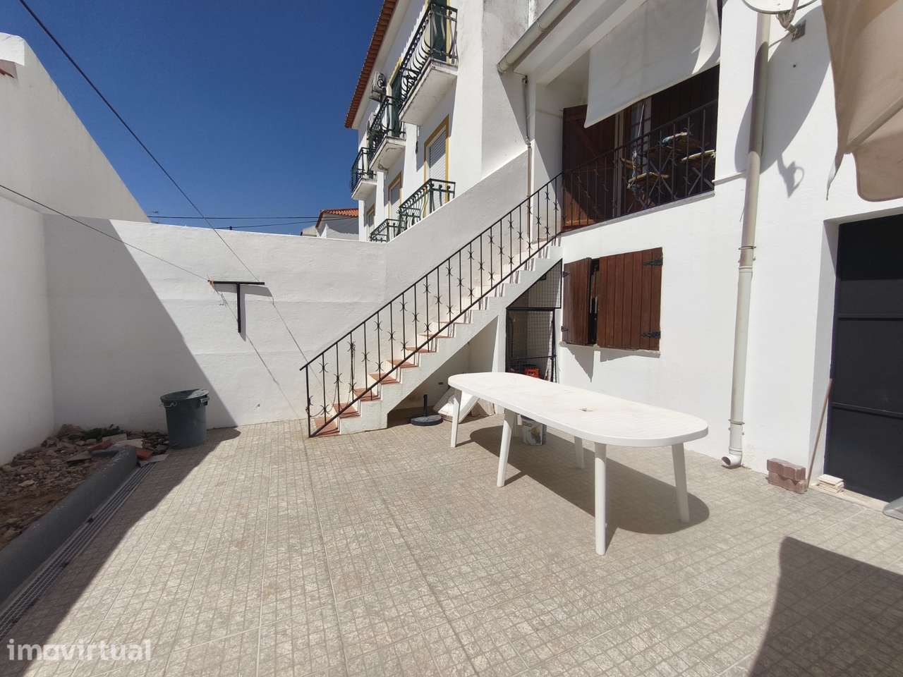 Moradia em Moura com optima area - Grande imagem: 3/24