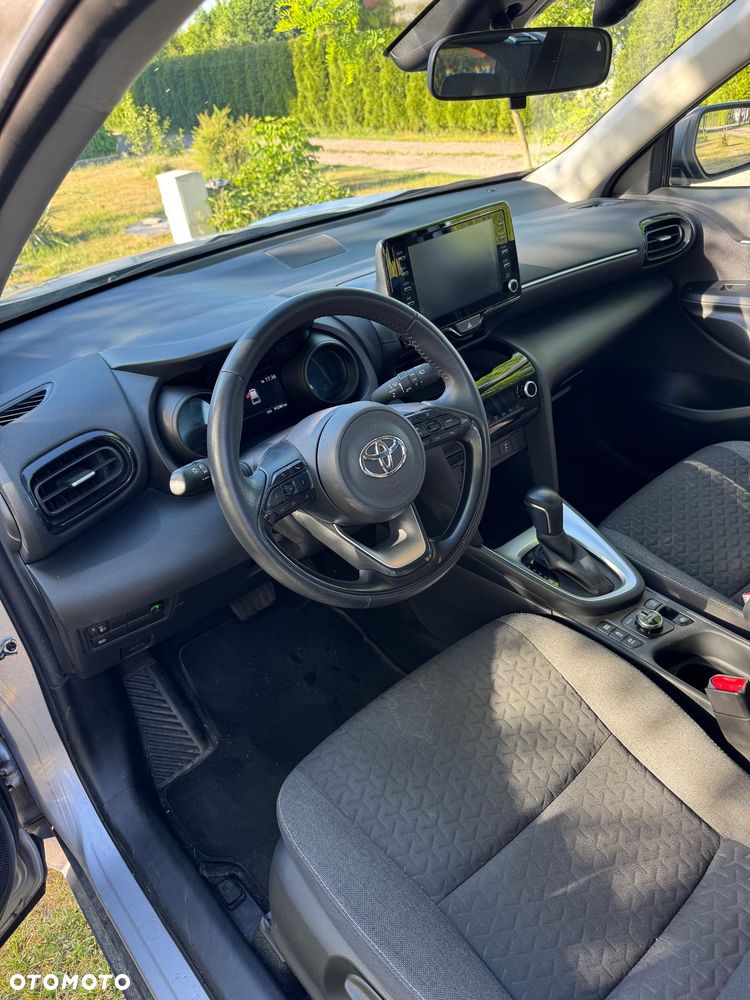 Toyota Yaris Cross Hybrid 1.5 Comfort - 16