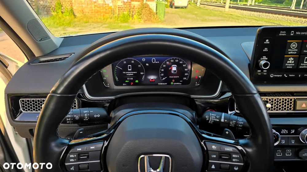 Honda Civic 2.0 i-MMD Advance CVT - 11