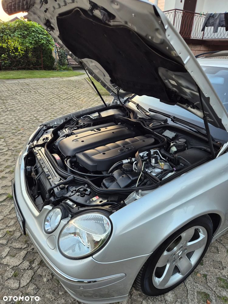 Mercedes-Benz Klasa E 280 CDI T Avantgarde - 17