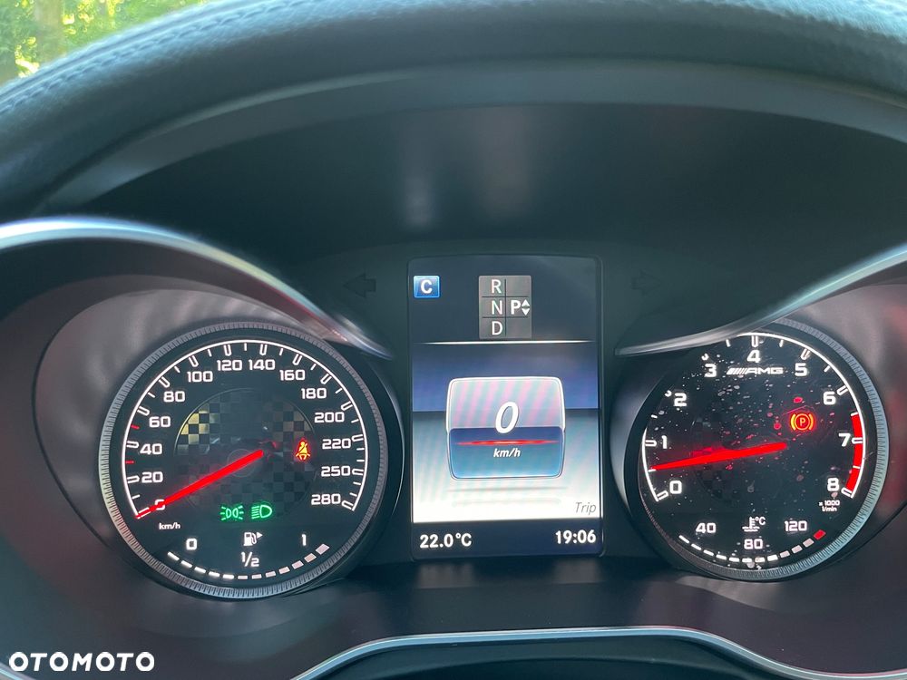 Mercedes-Benz Klasa C AMG 43 4-Matic - 18