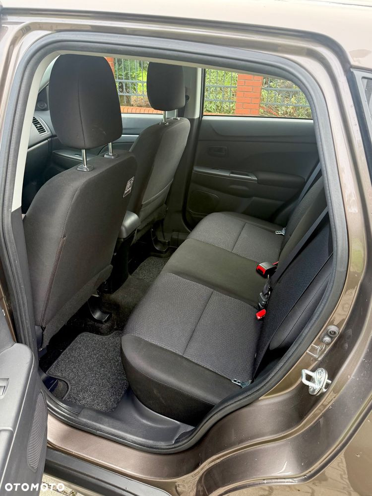 Mitsubishi ASX 1.6 Invite AS&G - 11