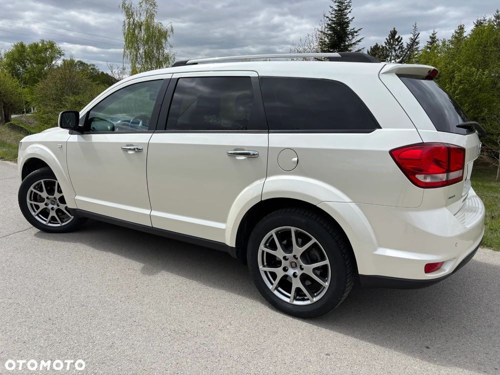 Fiat Freemont 2.0 Multijet 16V DPF Automatik Allrad Lounge - 3