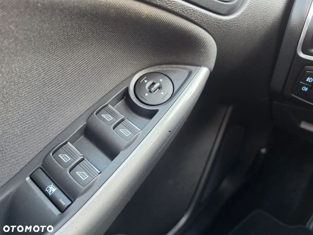 Ford Focus - 38