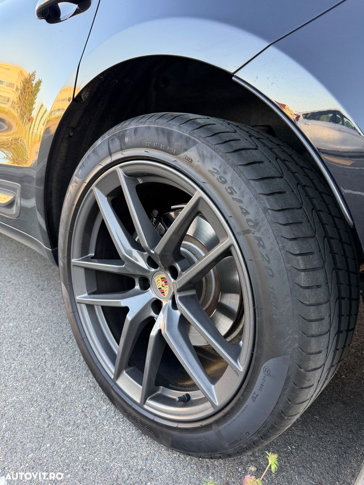 Porsche Macan T - 15