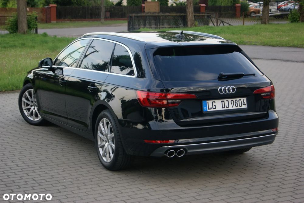 Audi A4 Avant 2.0 TDI - 12